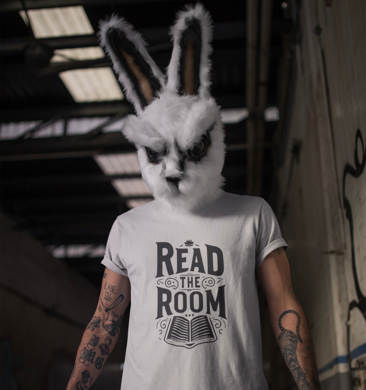 Read The Room  - Unisex T-Shirt